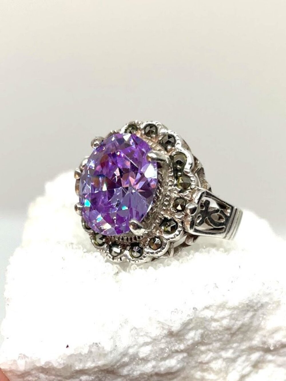 7 carat Purple Cubic Zircona & Marcasite Cocktail Ring Silver US Size 6.5